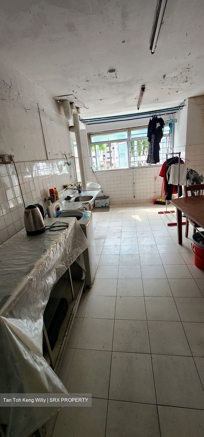 Blk 352 Clementi Avenue 2 Shopping Centre (Clementi), HDB 3 Rooms #583348251